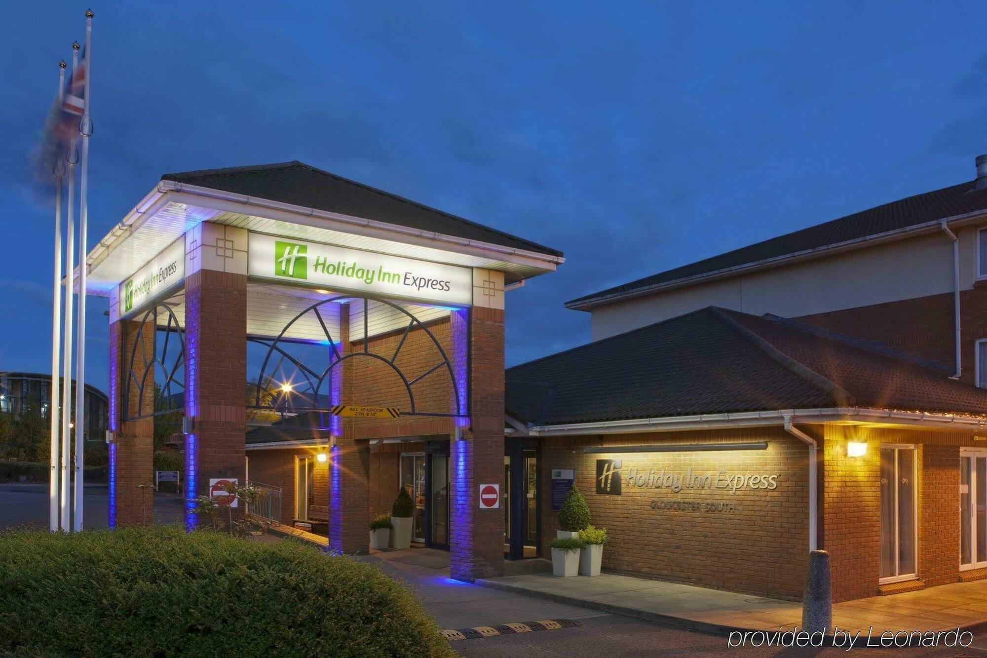 Holiday Inn Express Gloucester - South, An Ihg Hotel Экстерьер фото